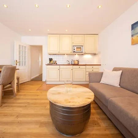 Hoppe 11 Modern Retreat Holiday home Westerland