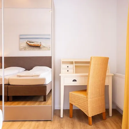 Holiday home Hoppe 11 Modern Retreat *